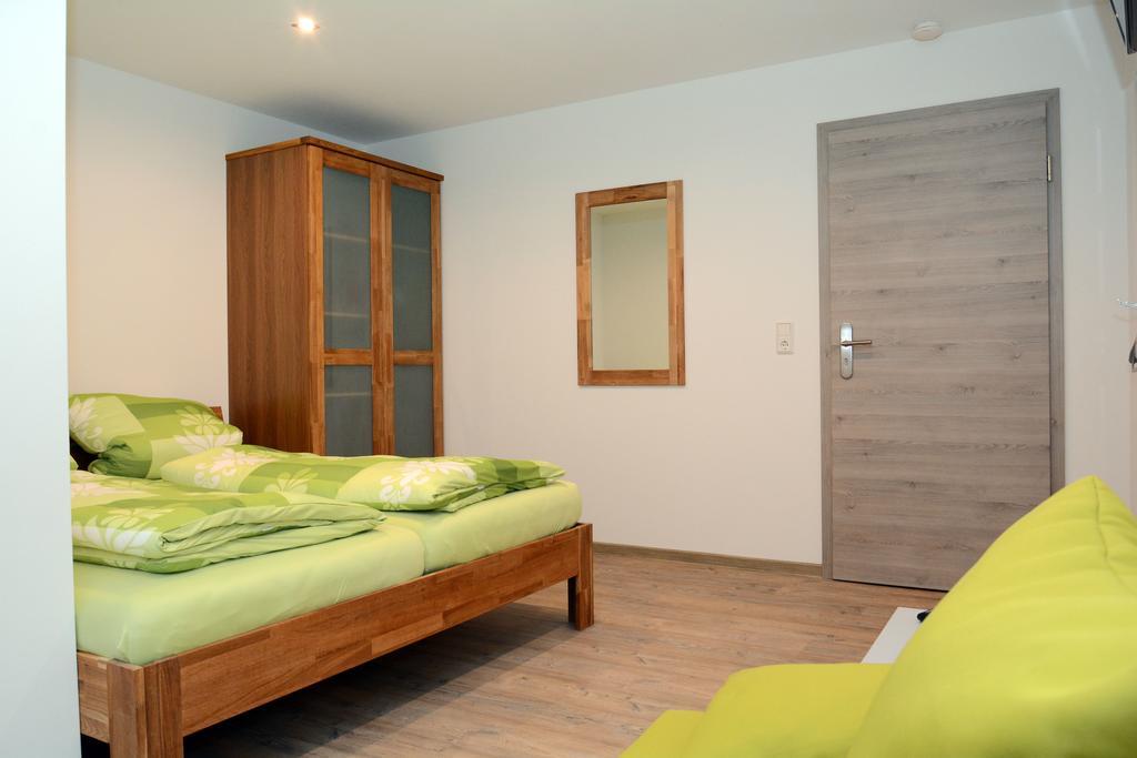 Pension Zum Hirsch Göda Habitación foto