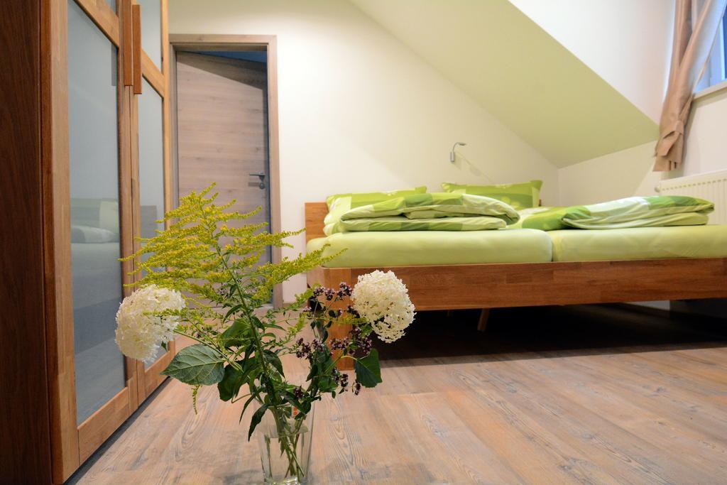 Pension Zum Hirsch Göda Habitación foto
